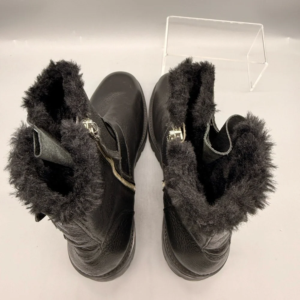Zara Basic women's black leather ankle boots with buckle and faux fur lining